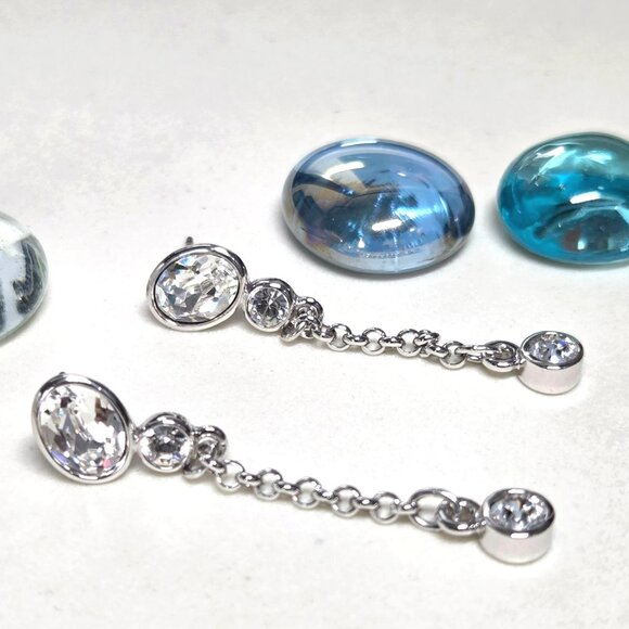 Swarovski Dangle Drop Earrings With Bezel Set Clear Oval And Round Crystals - Picture 11 of 11